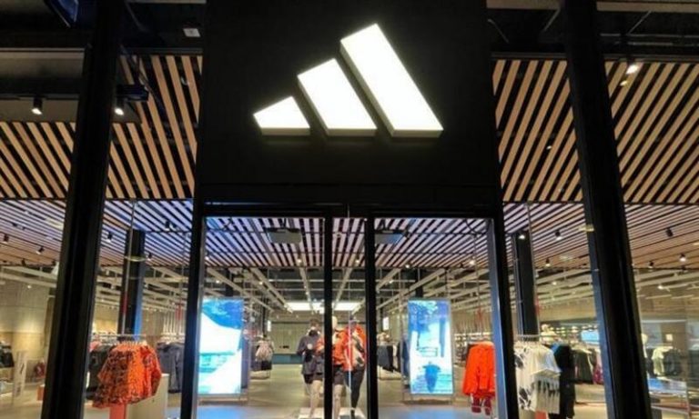 Adidas abre loja com ação de live marketing