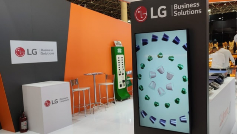 LG apresenta soluções em telas na Expo Supermercados