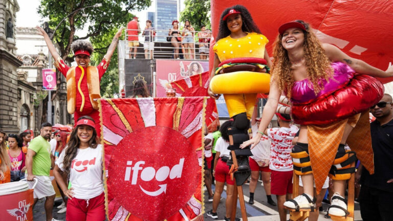 Carnaval 2024: veja em quais blocos o Ifood estará