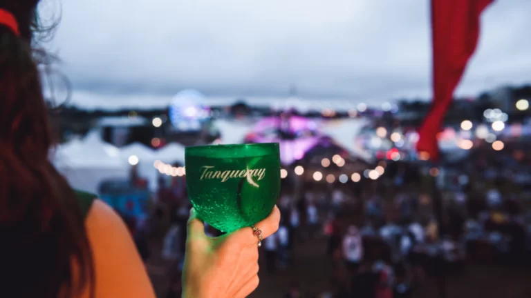 Tanqueray marca presença no Lollapalooza 2024