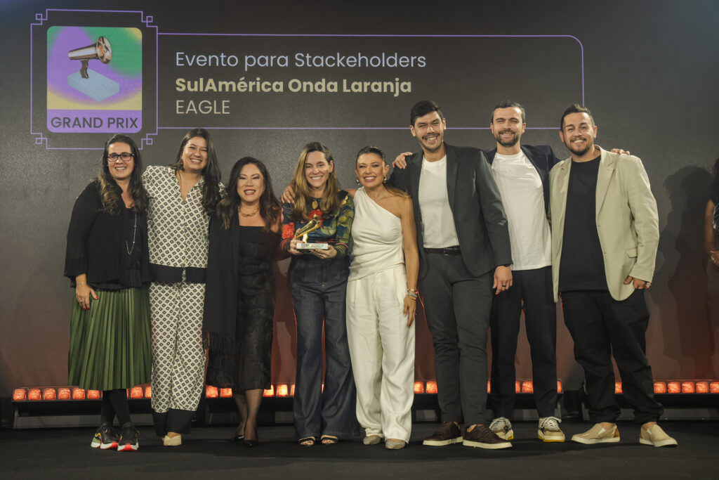 A Eagle, agência de marketing 360 com sede em São Paulo, mais uma vez se destacou no cenário do Live Marketing e Brand Experience, consolidando seu crescimento. Na noite de 30 de julho, durante a cerimônia de premiação do Prêmio Live 2024, realizada no Centro de Convenções Rebouças, na capital paulista, a Eagle conquistou dois dos quatro Megafones de Ouro que disputava.