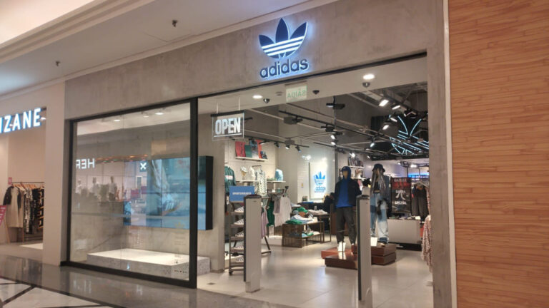 adidas Originals escolhe oito como sua nova agência de experiências no Brasil