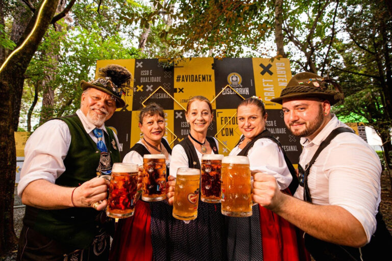 Eisenbahn reforça presença em três grandes Oktoberfests do Brasil em 2024