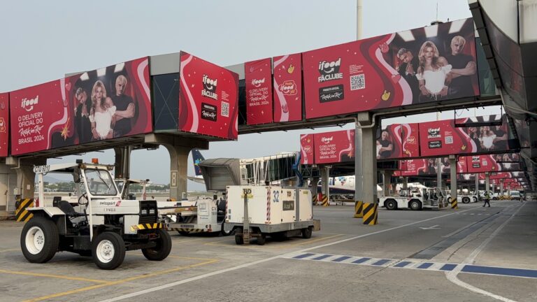 iFood toma Aeroporto Santos Dumont com ativação inédita para o Rock in Rio 2024