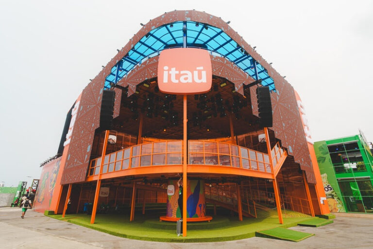 Itaú celebra 100 anos com o Pavilhão Itaú no Rock in Rio 2024