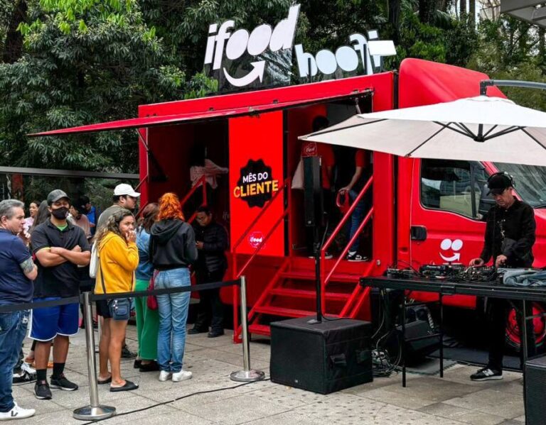 iFood leva experiência do Mercado para as ruas de São Paulo e premia clientes no Truck iFood