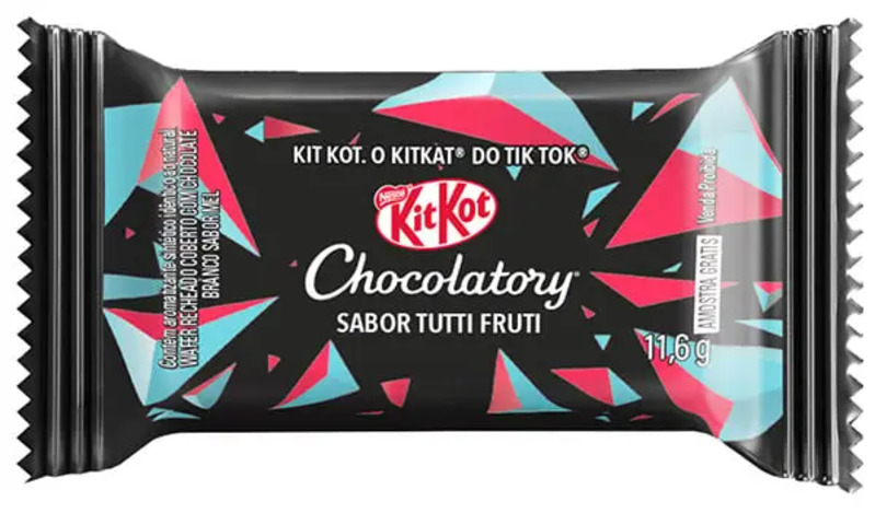 A KitKat instalou seu estande bem perto do Palco Mundo, onde o público tem a oportunidade de ganhar chocolates, incluindo o KitKot, uma collab com o TikTok em edição exclusiva com sabor de framboesa. Além disso, a marca está distribuindo pins personalizados e um cordão “salva-celular”.