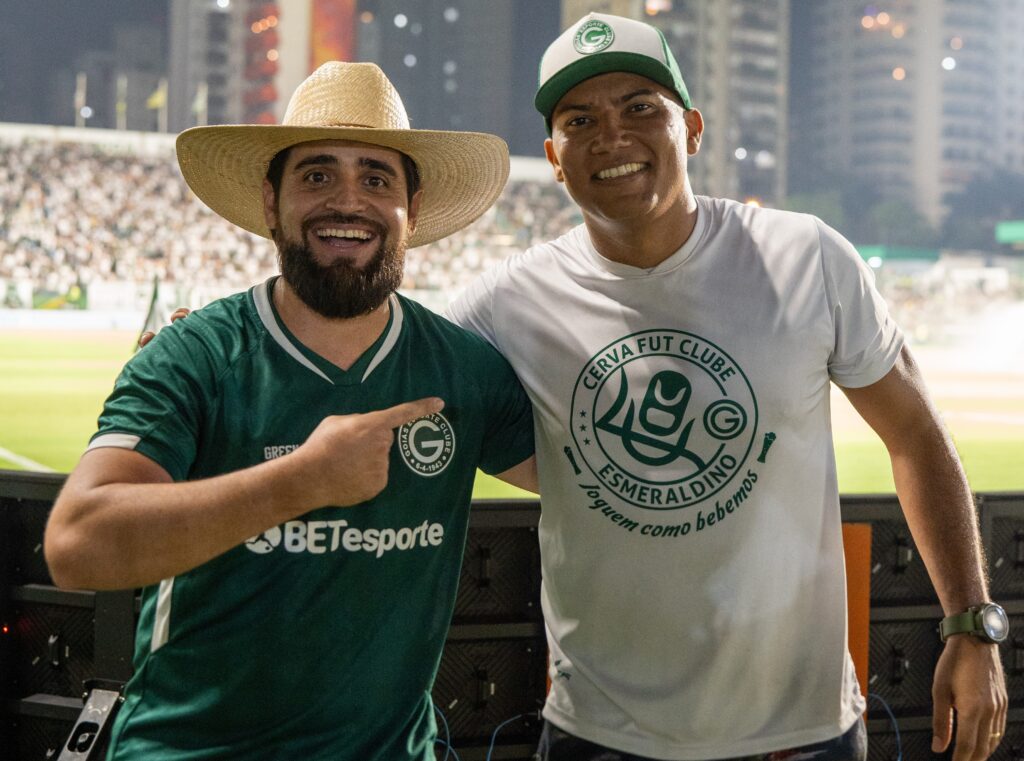 A emoção tomou conta do Estádio Hailé Pinheiro, em Goiânia, no último dia 13 de outubro, quando Marcus Vinicius, um contador de 38 anos, conquistou um prêmio de R$ 14 mil ao acertar um chute no ângulo durante o Desafio BETesporte, promovido pelo Goiás Esporte Clube em parceria com a BETesporte.