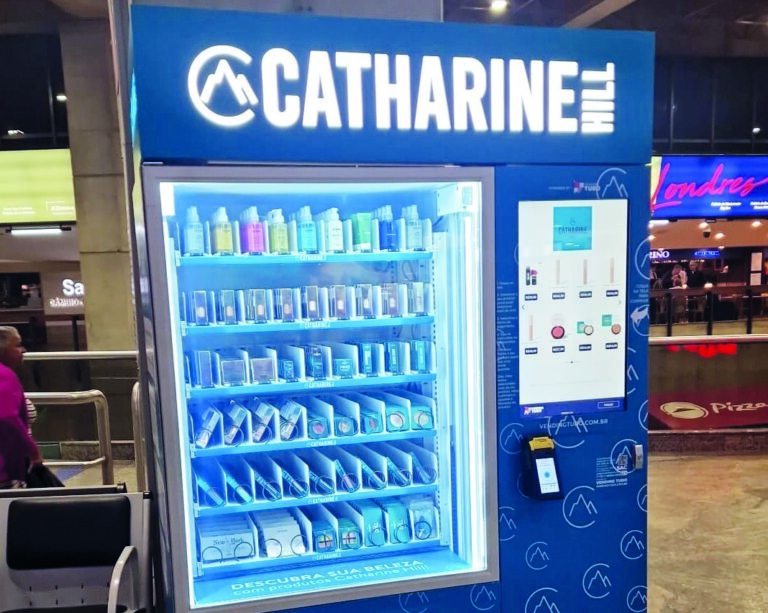 Catharine Hill expande presença com Chill Machine no Aeroporto de Guarulhos