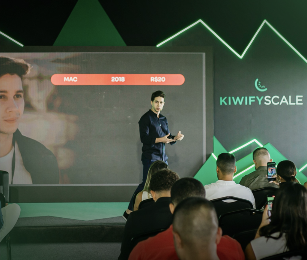 Em uma iniciativa inédita que movimentou o mercado digital, a Kiwify, em parceria com a a Fito Ag., realizou a primeira edição do Kiwify Scale, um evento exclusivo para os maiores infoprodutores do Brasil. Entre os dias 25 e 27 de novembro, mais de 70 talentos renomados se reuniram em um luxuoso resort em Campos do Jordão, no interior de São Paulo, para uma imersão completa de aprendizado, networking e conexão.