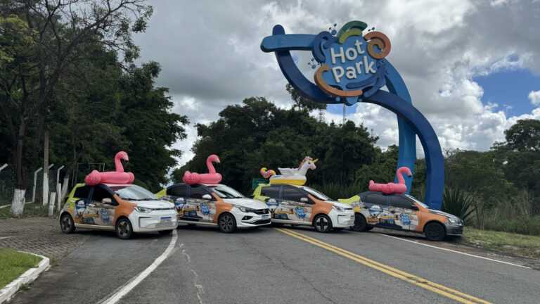 Hot Park leva a diversão do parque para as ruas com o Carro-Boia