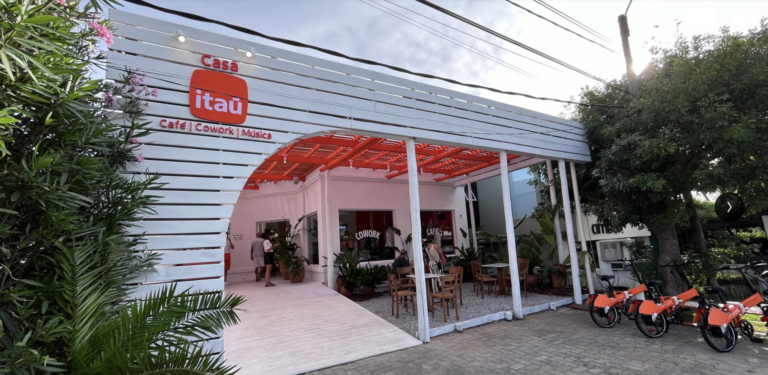 Itaú Uruguay celebra o verão e abre a Casa Itaú