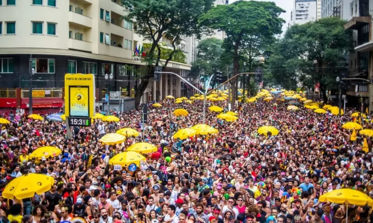 Ambev renova patrocínio e Carnaval de Rua de São Paulo deve ser ainda maior em 2025