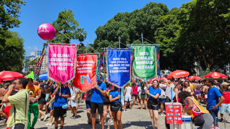 Stanley marca presença no Carnaval 2025 com nova coleção e ativações