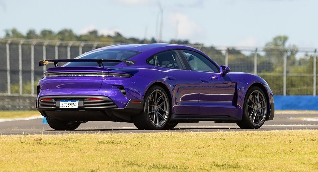 Hype e Porsche levam jornalistas à imersão elétrica do Taycan
