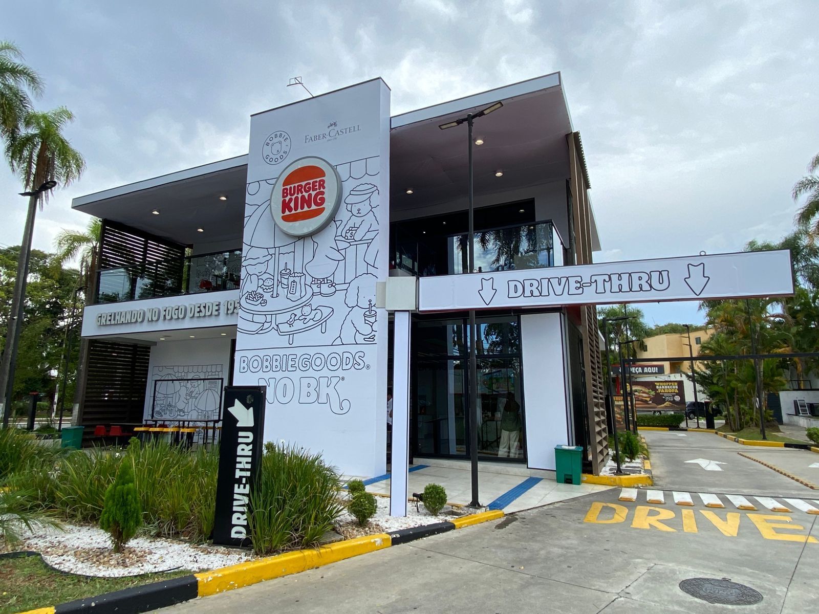 Burger King faz parceria com Bobbie Goods e Faber-Castell e cria loja ...