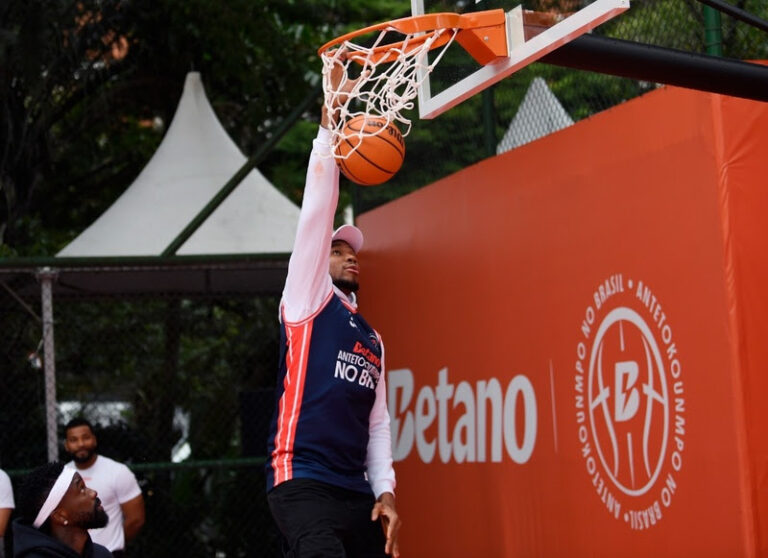 Betano inaugura quadra de basquete reformada no Leblon com presença de astro da NBA