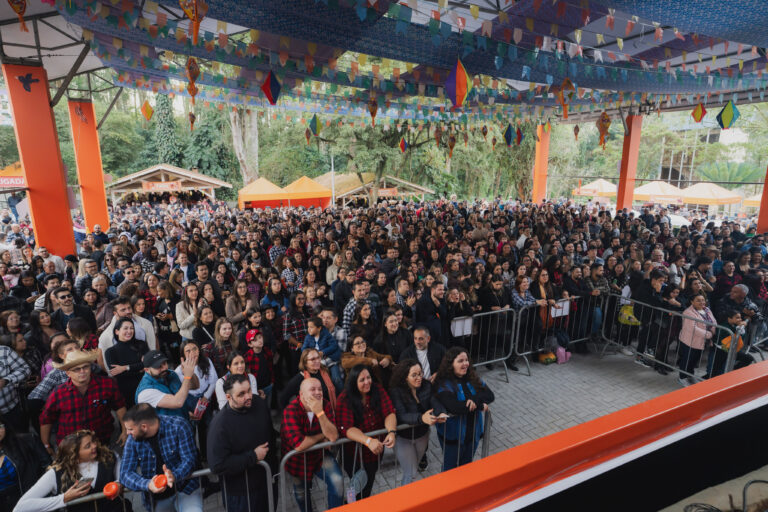 Itaú Clube reúne 3.500 pessoas em Festa Junina 2025 planejada e executada pela TSBetc Itaú Clube reúne 3.500 pessoas em Festa Junina 2025 planejada e executada pela TSBetc