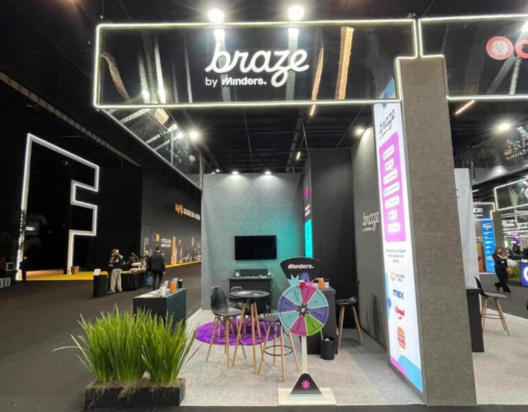 Braze patrocina Fórum E-Commerce Brasil com discussão sobre personalização e IA no marketing