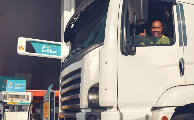 Shell celebra 37 anos do Clube Irmão Caminhoneiro com promoções no Dia do Motorista