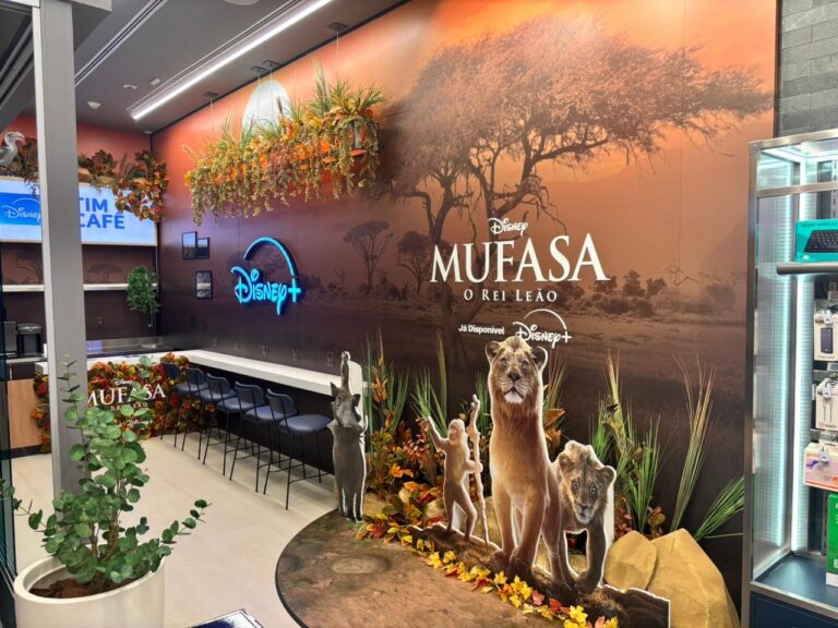 Disney+ transforma café da flagship da TIM em SP com experiências imersivas