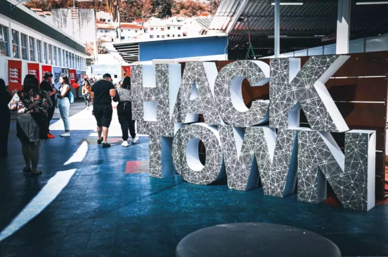 HackTown 2025 transforma Santa Rita do Sapucaí em epicentro da inovação HackTown 2025 transforma Santa Rita do Sapucaí em epicentro da inovação