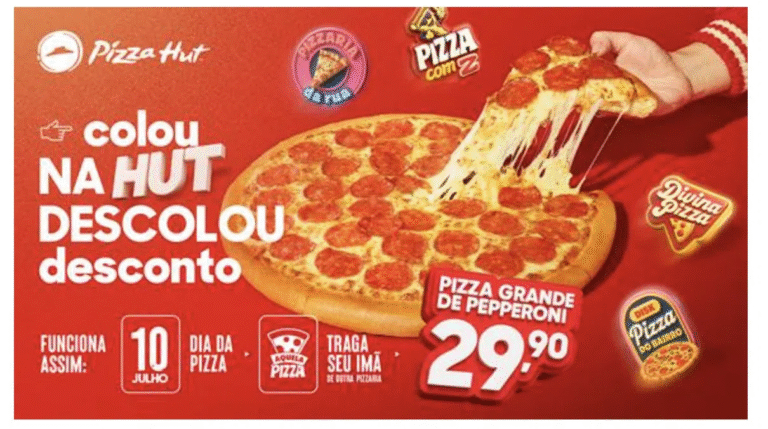 Pizza Hut transforma ímãs de geladeira em pizza com promoção especial para o Dia da Pizza Pizza Hut transforma ímãs de geladeira em pizza com promoção especial para o Dia da Pizza