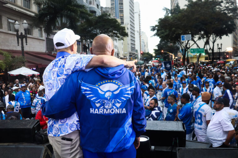 Bar Brahma faz evento especial com clima de Carnaval e samba-enredo da Nenê de Vila Matilde