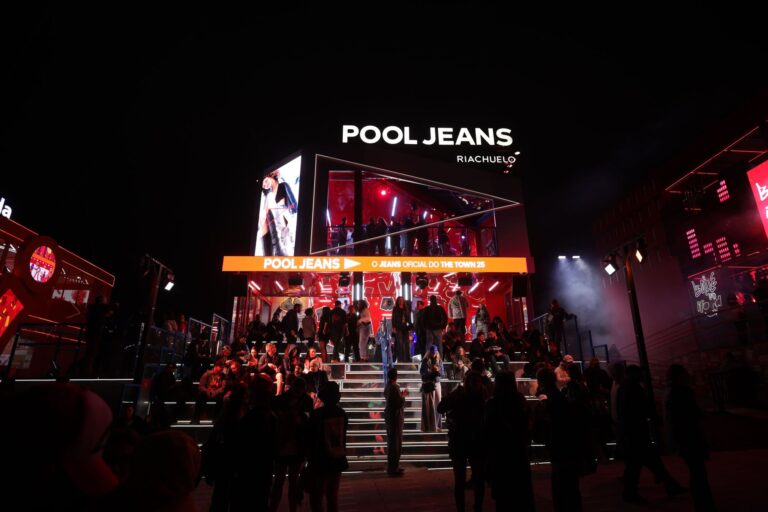 Pool Jeans é o jeans oficial do The Town com experiências imersivas e coleção exclusiva