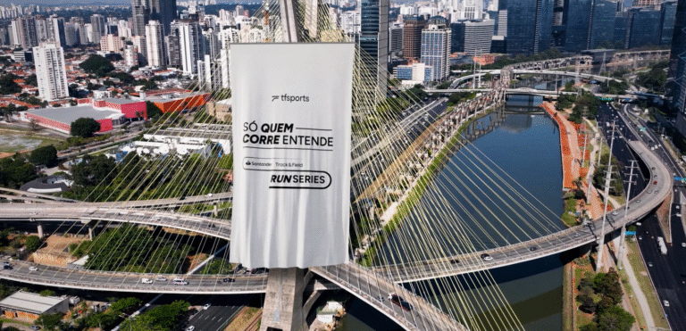 TFSports faz ação FOOH na Ponte Estaiada para os 21 anos de Santander Track&Field Run Series