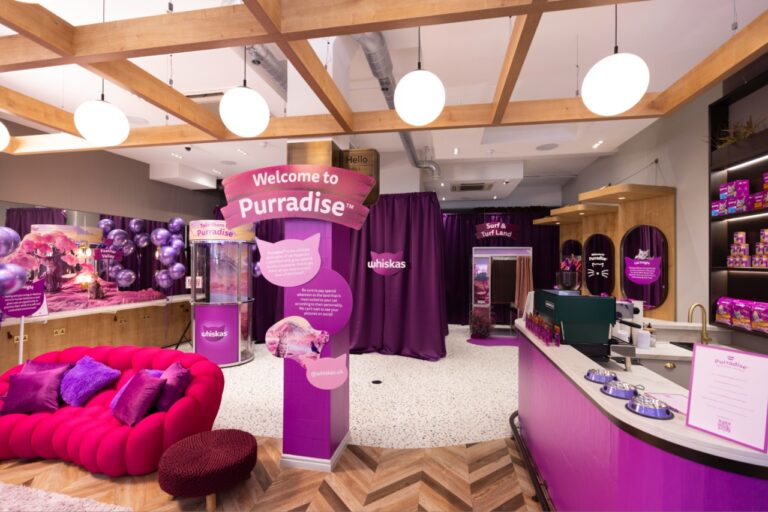 Whiskas cria experiência “Purradise” para o Dia Internacional do Gato em Londres
