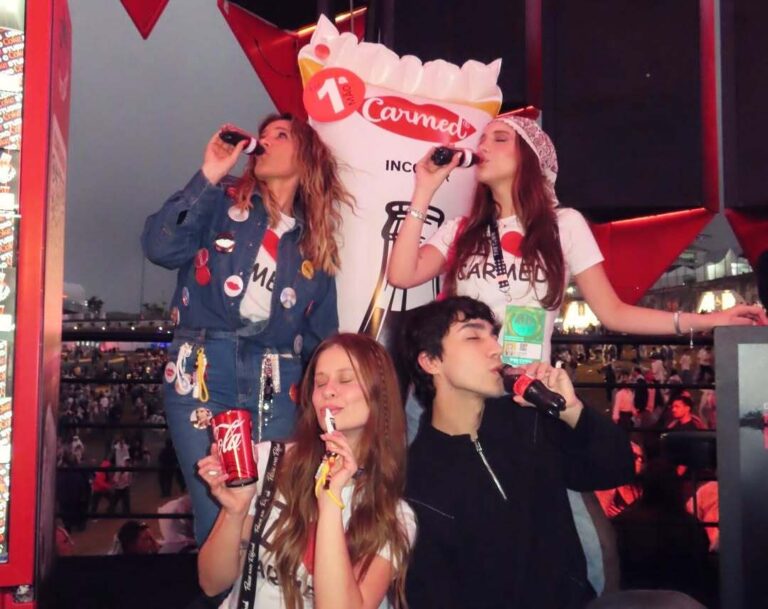 Carmed e Coca-Cola apresentam collab especial no The Town