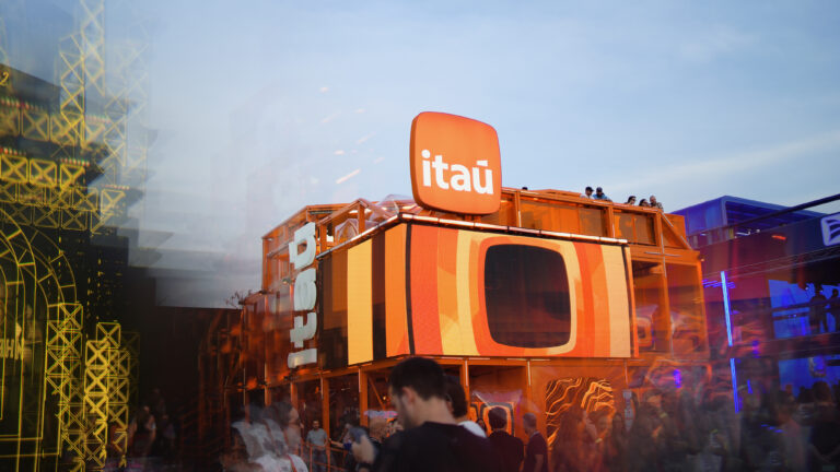Itaú oferece cashback e experiências exclusivas no The Town