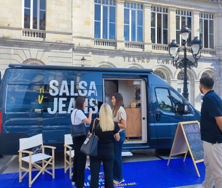 Salsa Jeans leva provador itinerante Magic Van a várias cidades de Portugal
