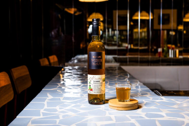 Weber Haus comemora Semana da Cachaça com ação em bares de SP e Porto Alegre