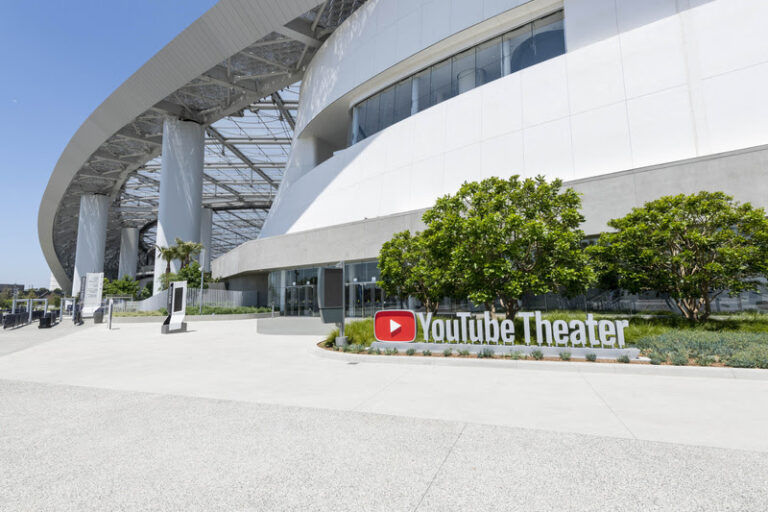 YouTube amplia investimento na cultura brasileira com Teatro YouTube em SP