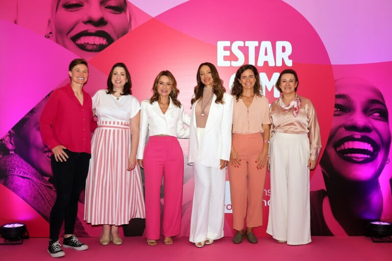 Avon e Instituto Natura fazem evento inspirador de Outubro Rosa na Pinacoteca