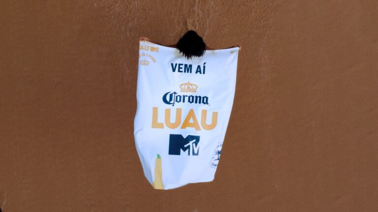 Corona Luau MTV 2025 celebra Cássia Eller em turnê especial pelo Brasil Corona Luau MTV 2025 celebra Cássia Eller em turnê especial pelo Brasil