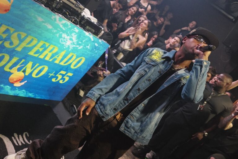 Flying Fish estreia no Sul com festa vibrante em Curitiba Flying Fish estreia no Sul com festa vibrante em Curitiba