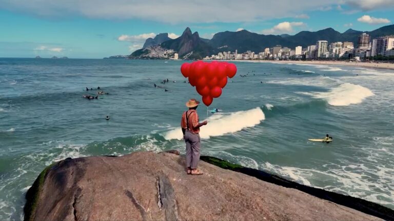 HBO Max espalha balões vermelhos em várias cidades para lançar série “IT: Bem-vindos a Derry” HBO Max espalha balões vermelhos em várias cidades para lançar série “IT: Bem-vindos a Derry”