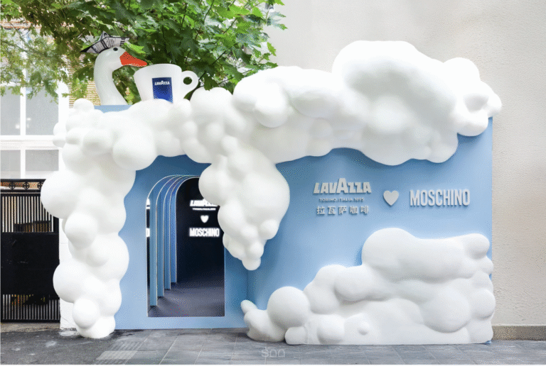 Lavazza e Moschino criam pop-up “Espresso Your Style” em Xangai