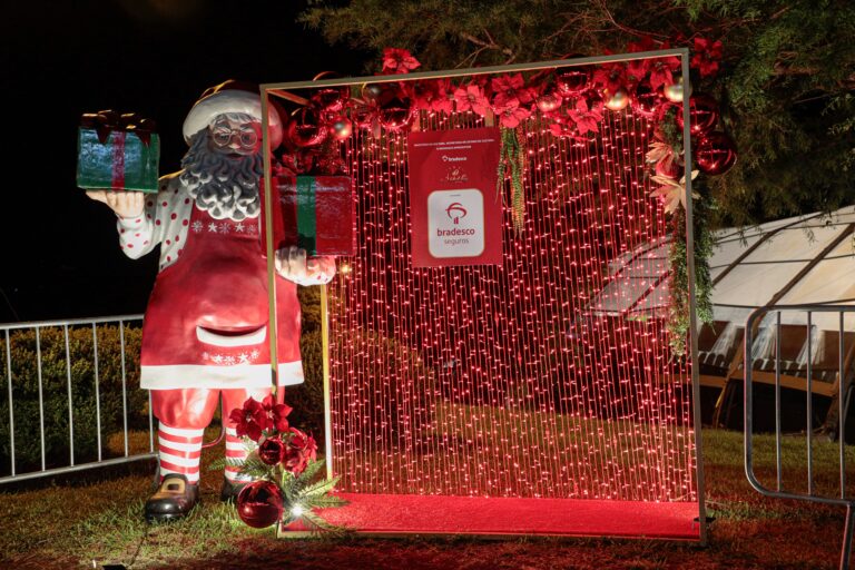 Grupo Bradesco Seguros patrocina 40º Natal Luz de Gramado com espaço instagramável