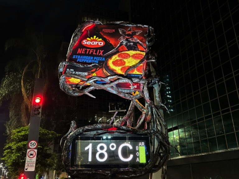 Seara leva linha Stranger Things às ruas de SP e celebra estreia da última temporada