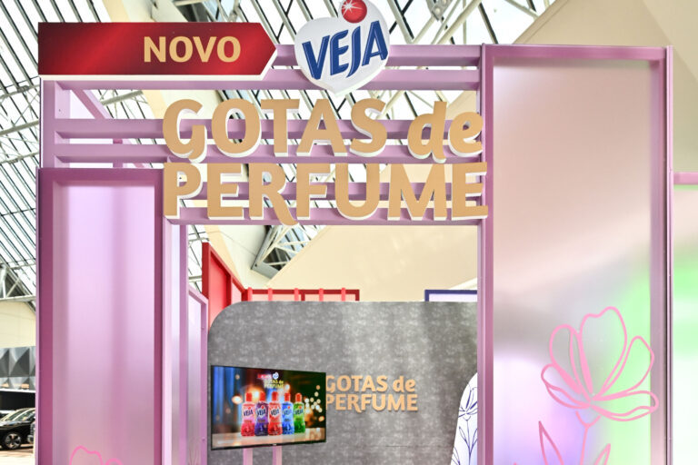 Pop Comm assinou a Casa Veja Gotas de Perfume