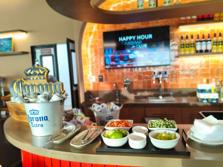 AMBAAR e Corona levam happy hour aos lounges VIP de Congonhas durante as férias
