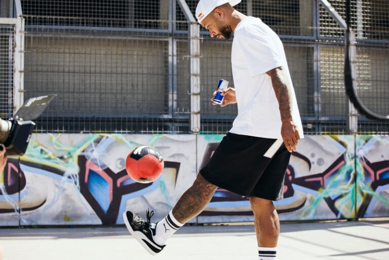 Red Bull lança lata exclusiva de Memphis Depay no Brasil