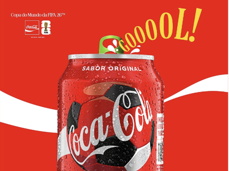 Coca-Cola entra em clima de Copa e lança latas que gritam “Gol”