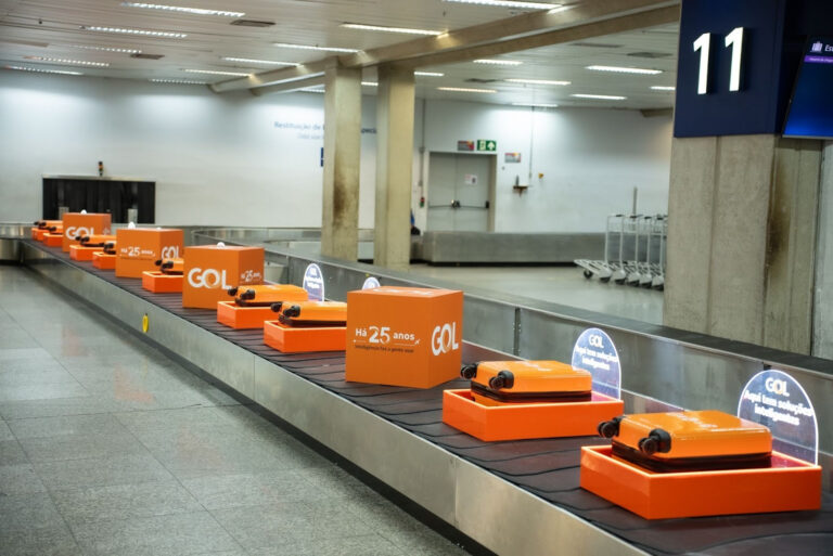 Gol celebra 25 anos no Brasil com ativações a bordo e ações com influenciadores