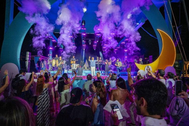 Pampers recebe show exclusivo de João Gomes durante o “Vale Night” no Ceará