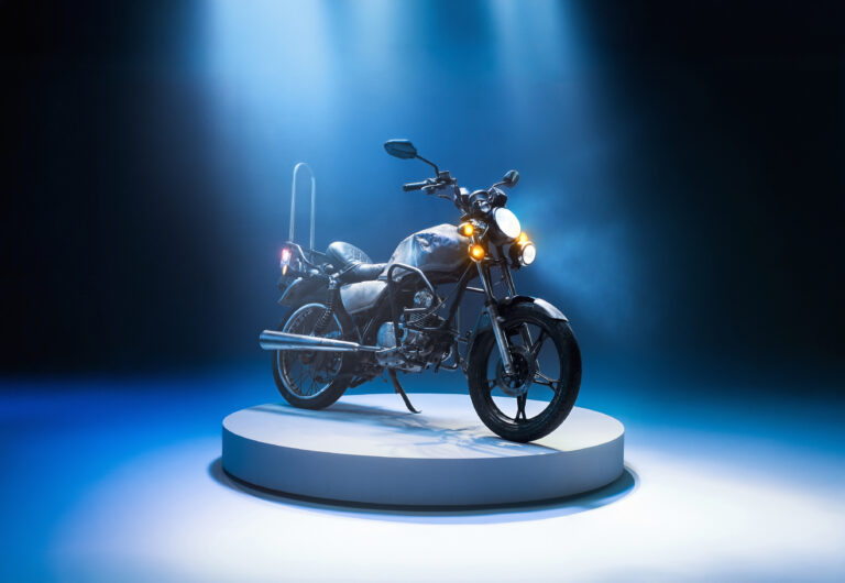 Prefeitura de Curitiba lança “a moto mais mortal do mundo”